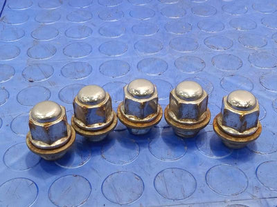 2017 Kia Sedona Lug Nuts