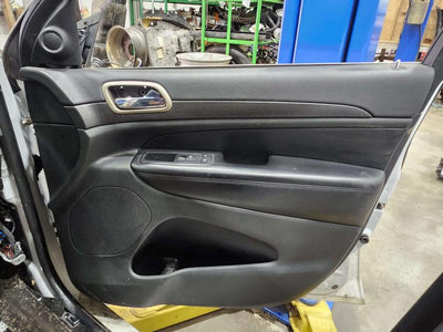 2015 Jeep Grand Cherokee Front Door Trim Panel