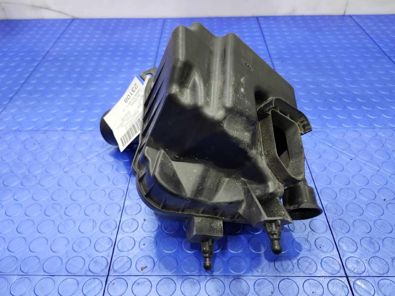 2010 Infiniti EX35 Air Cleaner