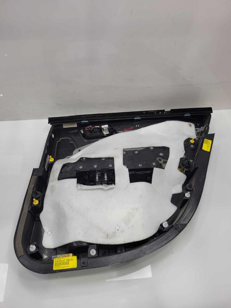 2014 Chrysler 300 Rear Door Trim Panel