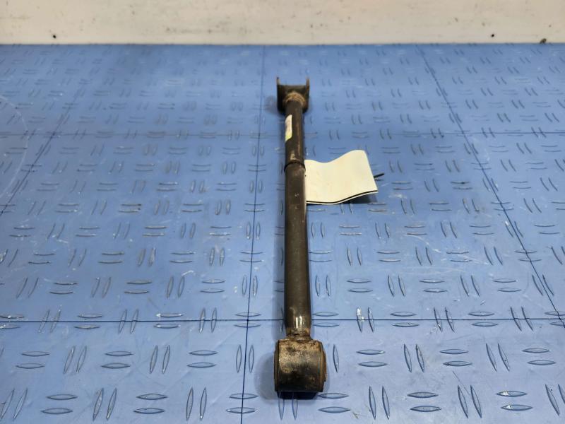 2013 Toyota Camry Lower Control Arm Rr