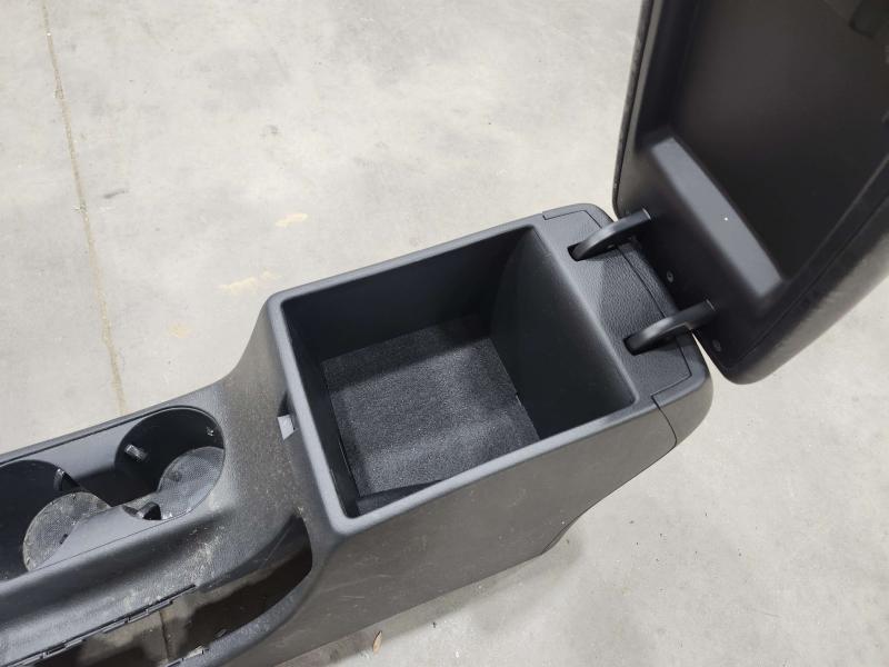 2021 Kia Forte Front Console