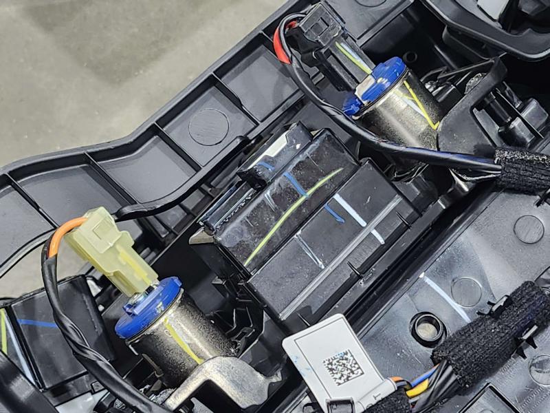 2021 Kia Forte Front Console