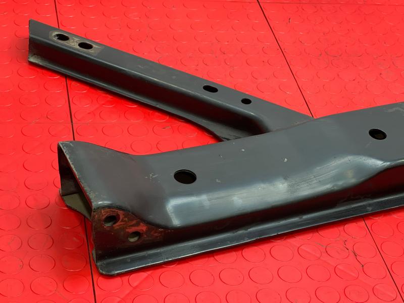 2011-2023 Infiniti QX56 QX80 Automatic RWD Transmission Crossmember OEM