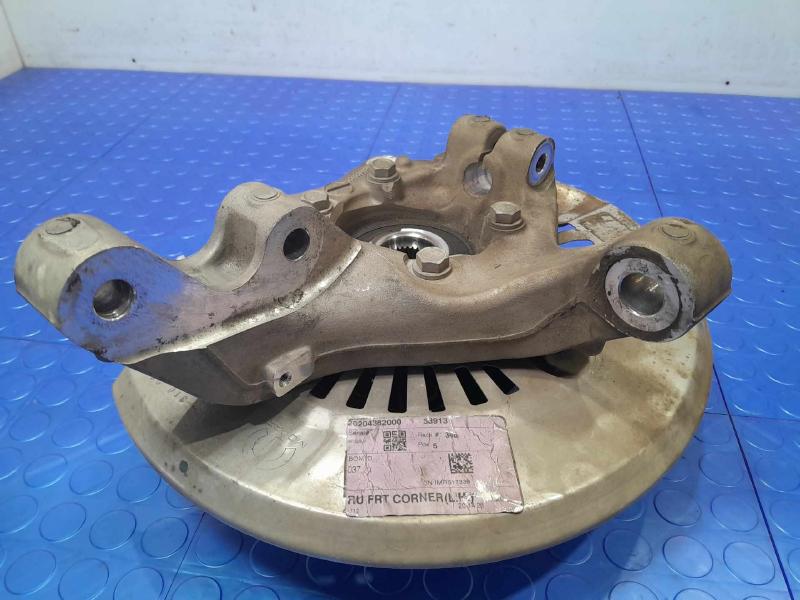 2021 Chrysler Voyager Spindle Knuckle Front