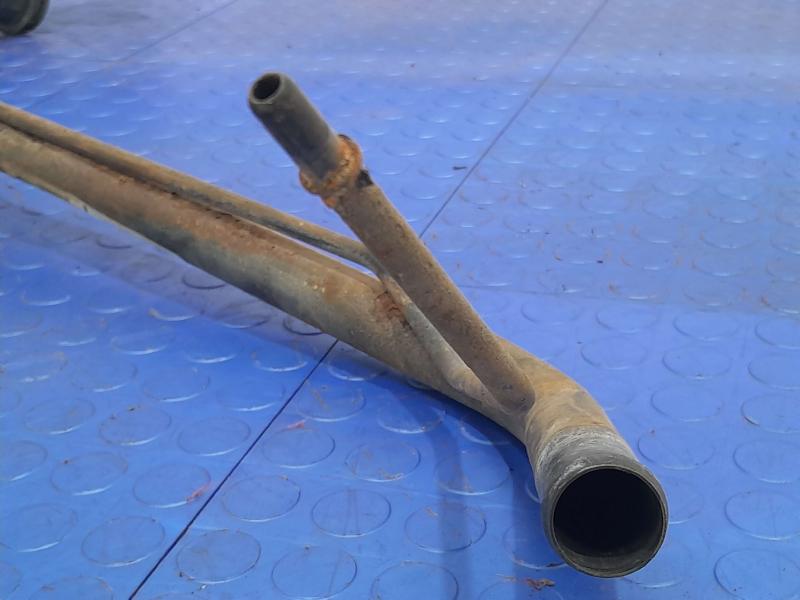 2007-2018 Jeep Wrangler Fuel Filler Neck Assembly Filler Pipe OEM 68518556AA