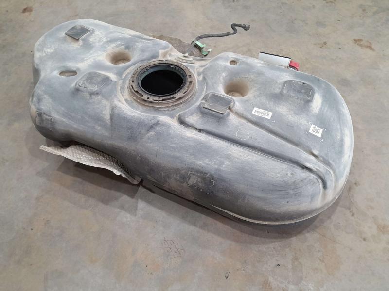2012 - 2018 Toyota Prius V Fuel Tank Assembly Gas Tank OEM 7700147160
