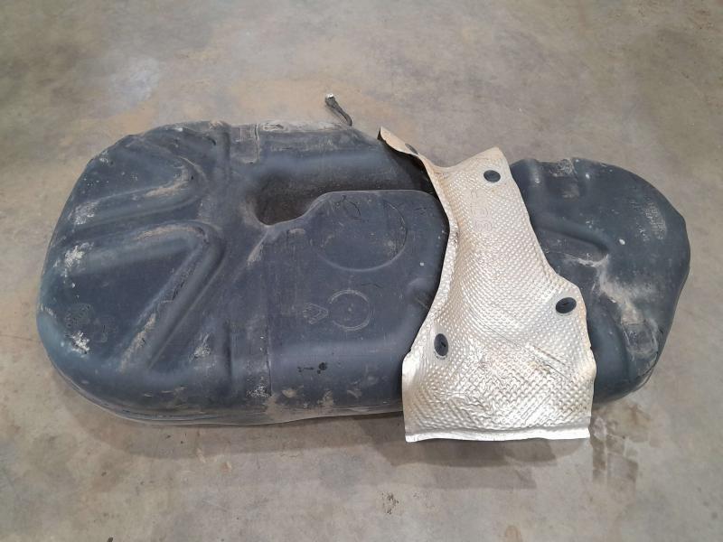 2012 - 2018 Toyota Prius V Fuel Tank Assembly Gas Tank OEM 7700147160
