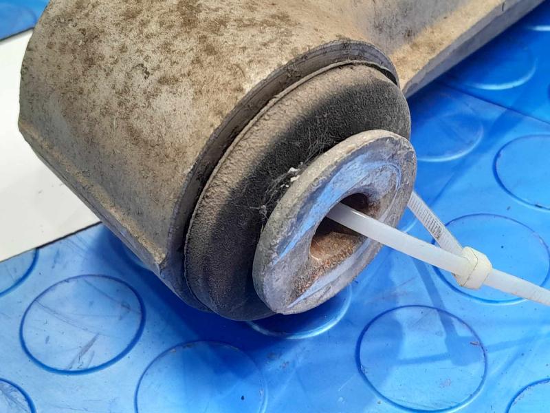 2007 Pontiac Solstice Lower Control Arm Rr