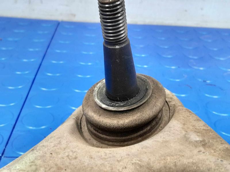 2007 Pontiac Solstice Lower Control Arm Rr