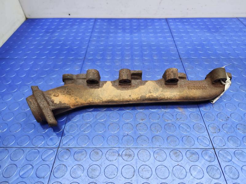 2002 Dodge Ram 1500 Exhaust Manifold