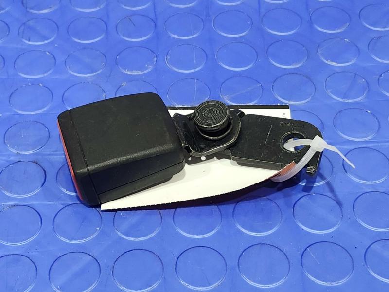 2018 Audi Q7 Rear Seat Belt