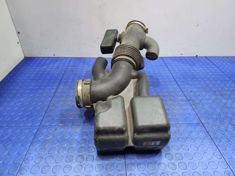 2008 Ford Expedition Air Intake Tube/Resonator