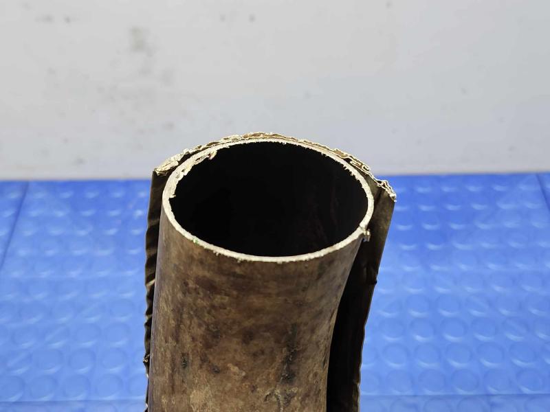 2014-2015 Cadillac CTS 2.0L Center Intermediate Exhaust Muffler Genuine OEM 23328469