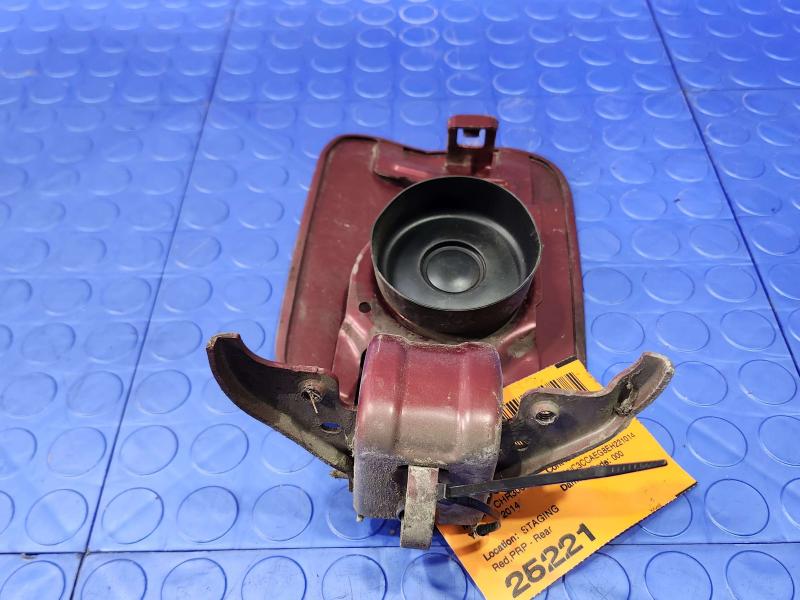 2014 Chrysler 300 Fuel Tank Door