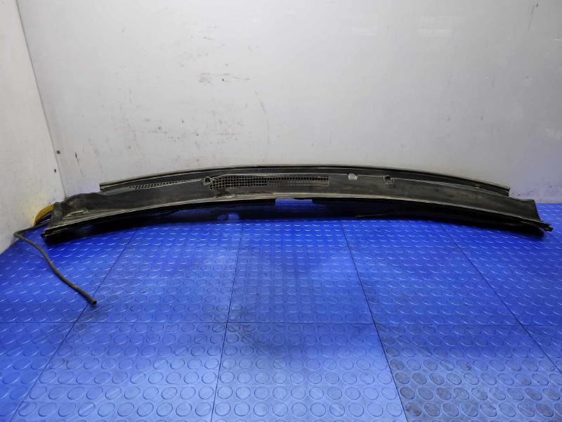 2015-2019 Subaru Outback Subaru Legacy Cowl Grille Genuine OEM 91419AL05B