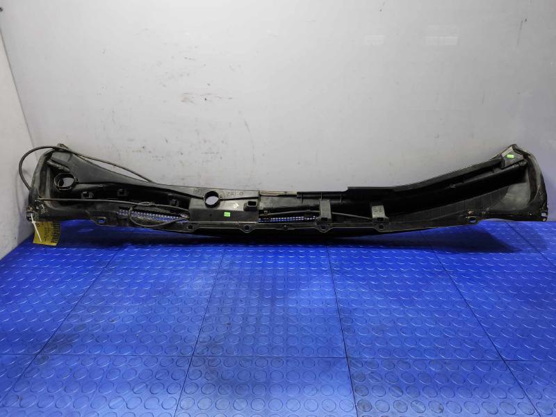 2015-2019 Subaru Outback Subaru Legacy Cowl Grille Genuine OEM 91419AL05B