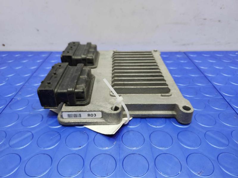 2013 Hyundai Santa Fe Engine/Motor Brain Box