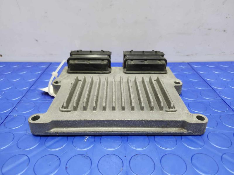 2013 Hyundai Santa Fe Engine/Motor Brain Box