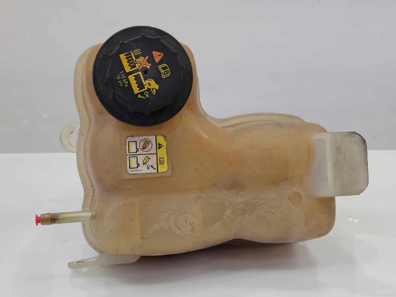 2004 Lincoln Navigator Coolant Recovery Bottle