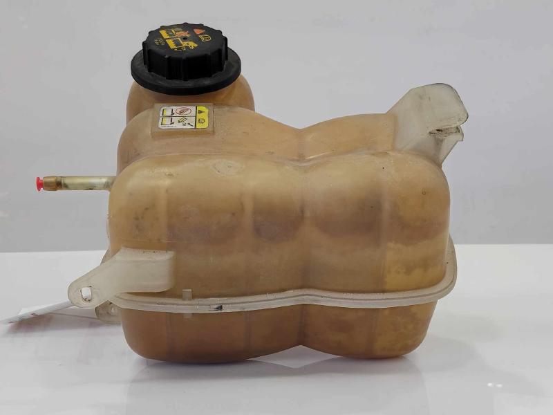 2004 Lincoln Navigator Coolant Recovery Bottle