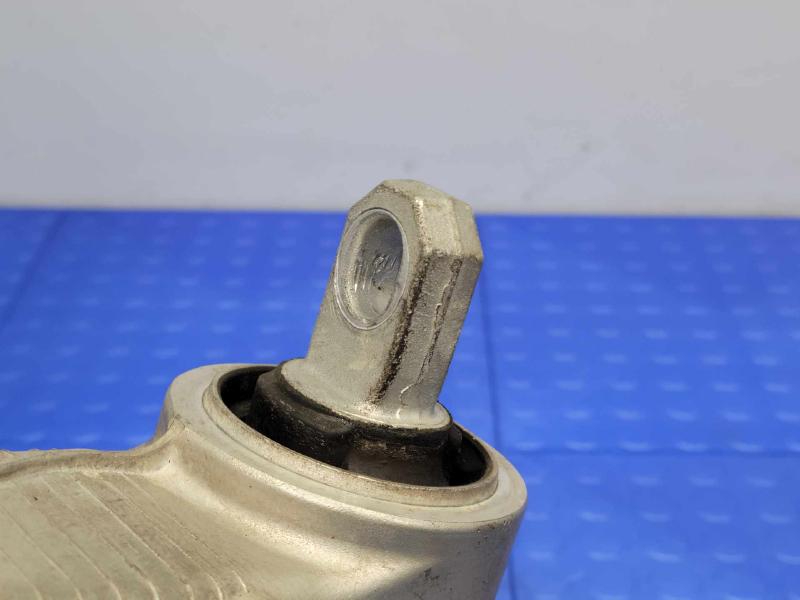 2016 Volvo XC90 Lower Control Arm Rr