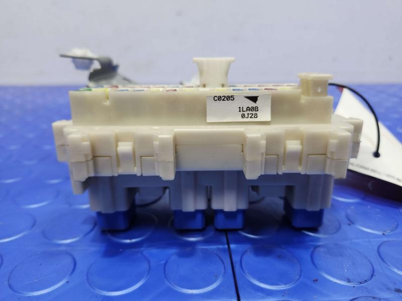 2011 Infiniti QX56 Cabin Fuse Box