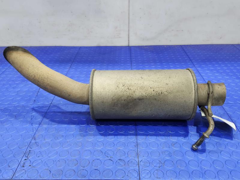 2015 GMC Yukon XL Muffler