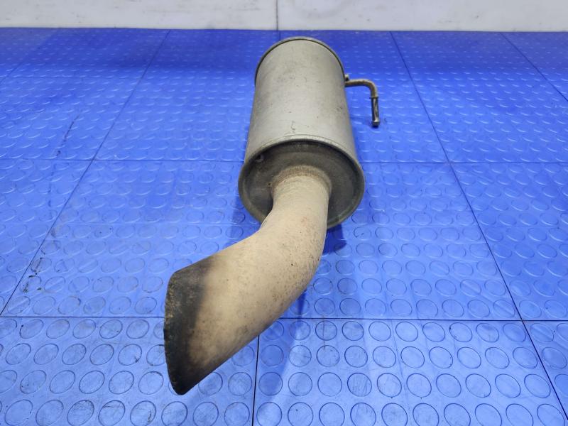2015 GMC Yukon XL Muffler