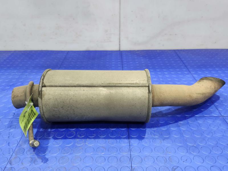 2015 GMC Yukon XL Muffler