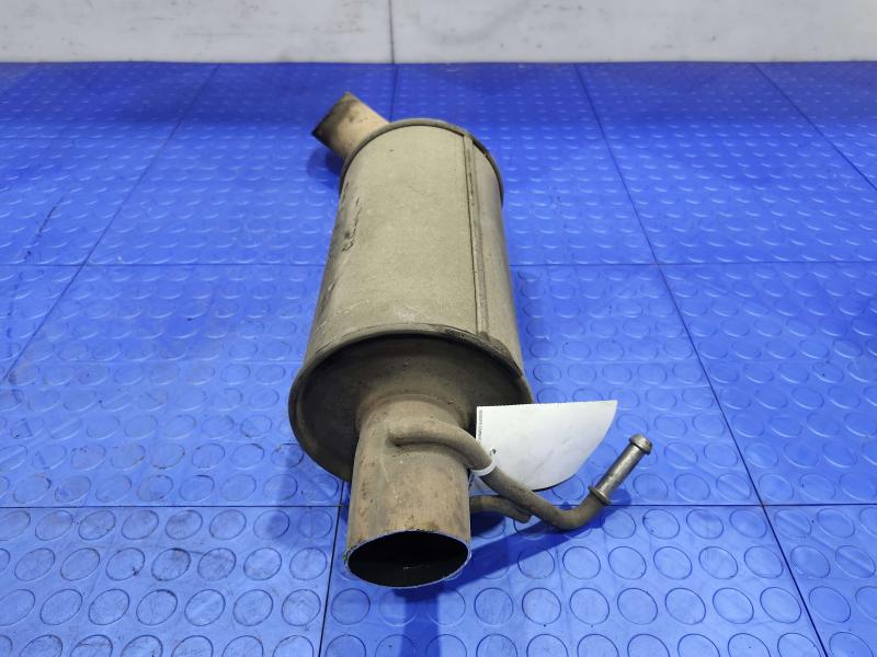 2015 GMC Yukon XL Muffler