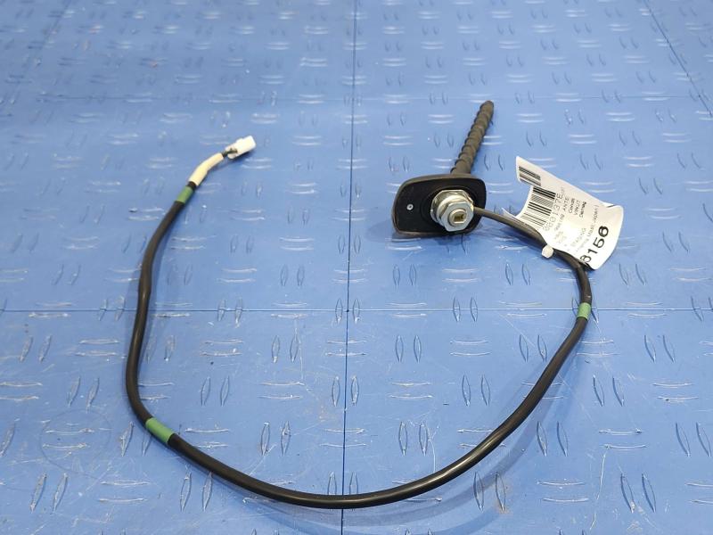 2013 Toyota Yaris Antenna