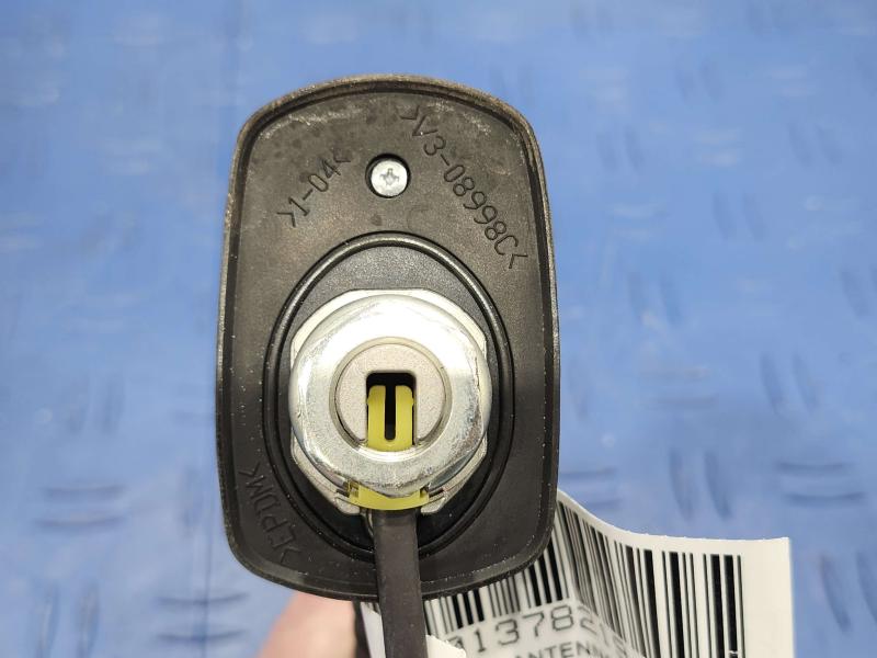 2013 Toyota Yaris Antenna