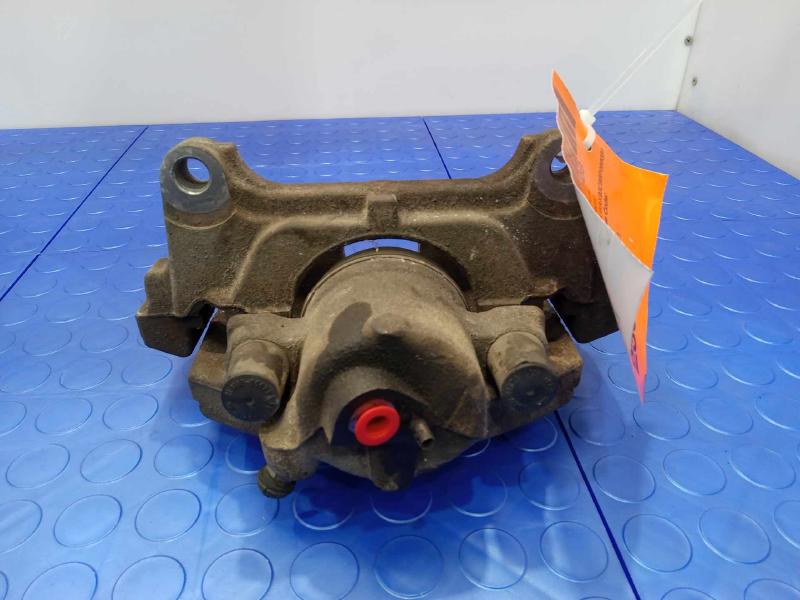 2006 Volkswagen Passat Caliper