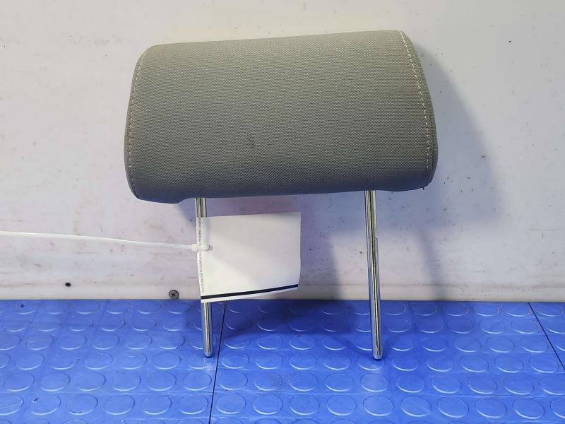 2016 Chevrolet Silverado 1500 Headrest