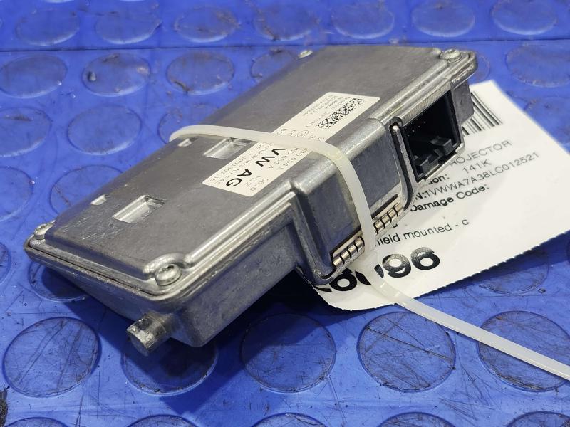 2020 Volkswagen Passat Camera/Projector
