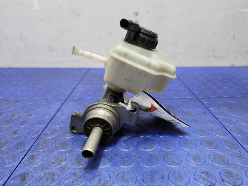 2013 Volkswagen Jetta Master Cylinder