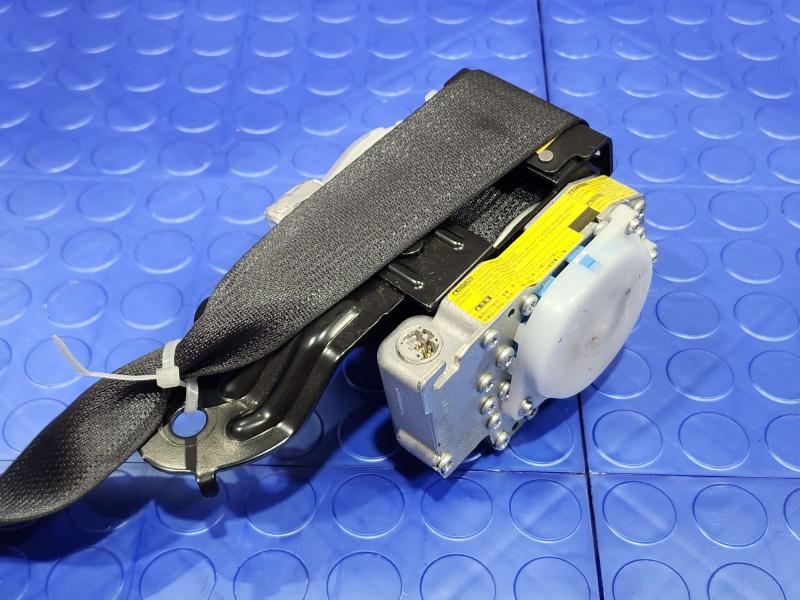 2008 Lexus LS 460 Rear Seat Belt
