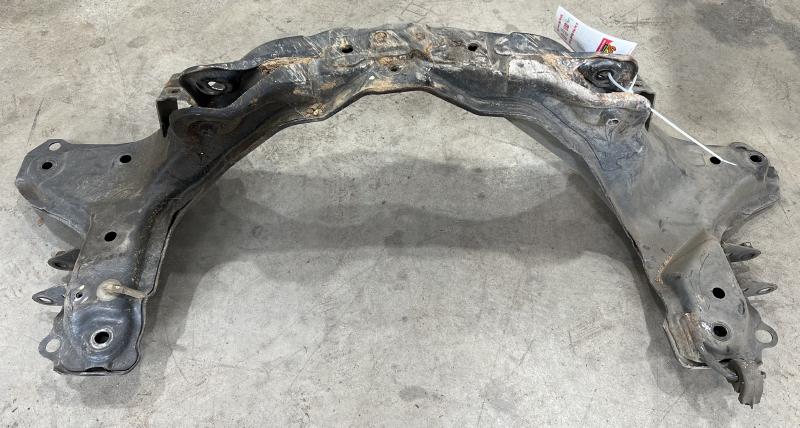 2002 - 2004 Honda CRV Rear Crossmember Subframe OEM 50300S9AA00