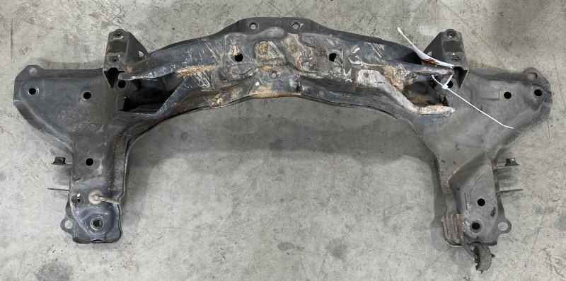 2002 - 2004 Honda CRV Rear Crossmember Subframe OEM 50300S9AA00