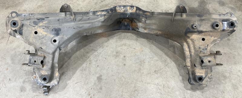 2002 - 2004 Honda CRV Rear Crossmember Subframe OEM 50300S9AA00