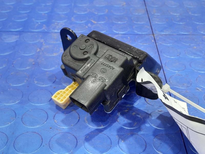2019 Hyundai Kona Lid Latch