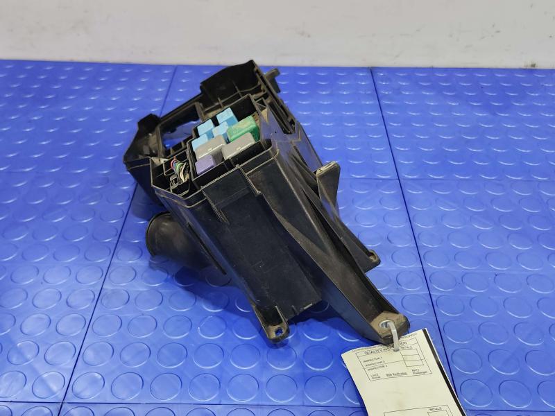 2008 Lexus LS 460 Engine Fuse Box