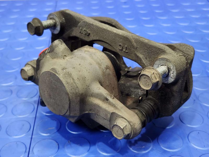 2015 Subaru Forester Caliper