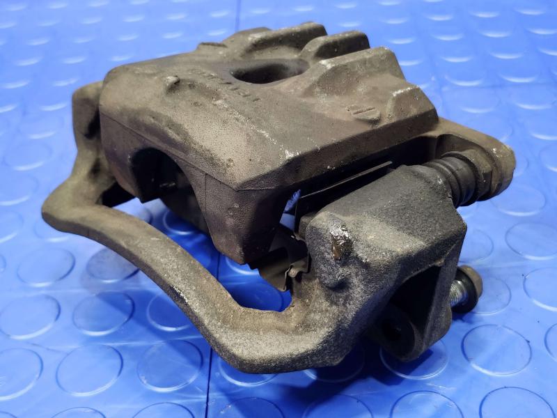 2015 Subaru Forester Caliper