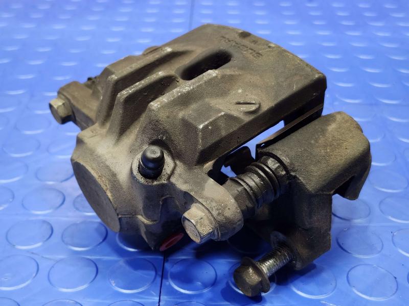 2015 Subaru Forester Caliper