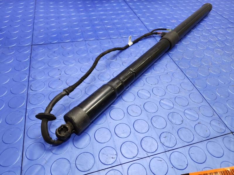 2015 Porsche Panamera Tailgate Lift Motor