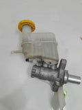2015 - 2018 Jeep Cherokee Brake Master Cylinder Assembly OEM 68211881AD