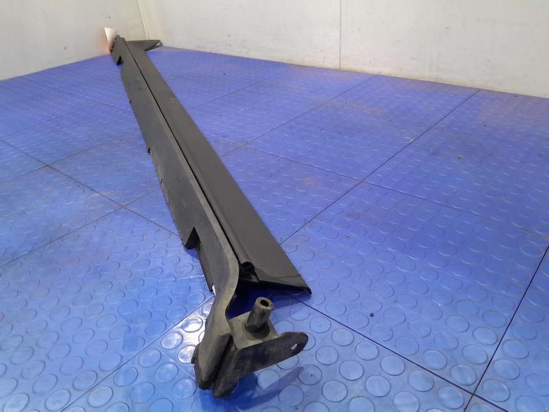 2019 GMC Terrain Rocker Moulding