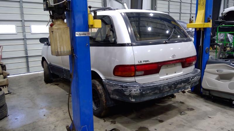 1992 Toyota Previa Air Cond. Evaporator